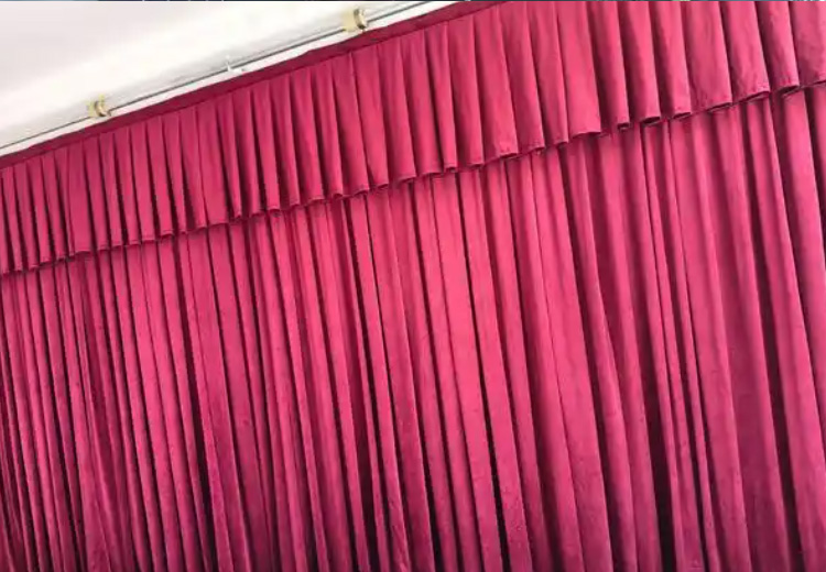 What are the functions of flame-retardant screen?